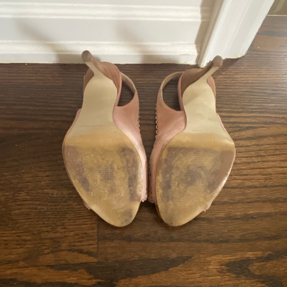 Guess size 8 shoes in a blush colour  4 inch heel - Picture 5 of 5